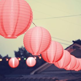 Family 11399RD LED-es lampion - 1 LED - piros - 2 x AAA