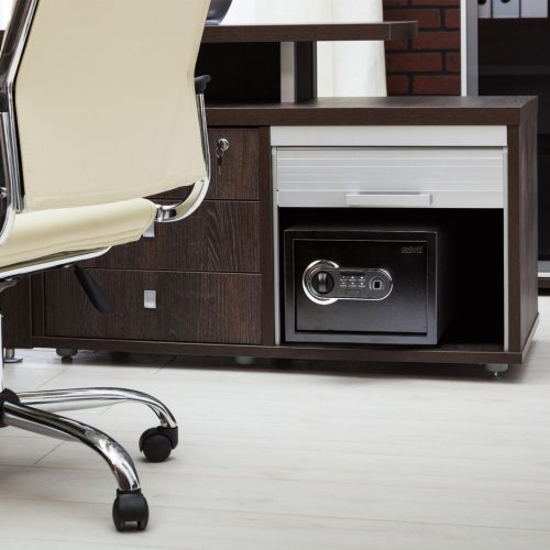 Delight 55583 Digitális széf ujjlenyomat olvasóval és gombsorral - 350 x 250 x 250 mm