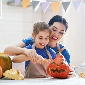 Family 58109B Halloween-i tökfaragó készlet - 10 részes