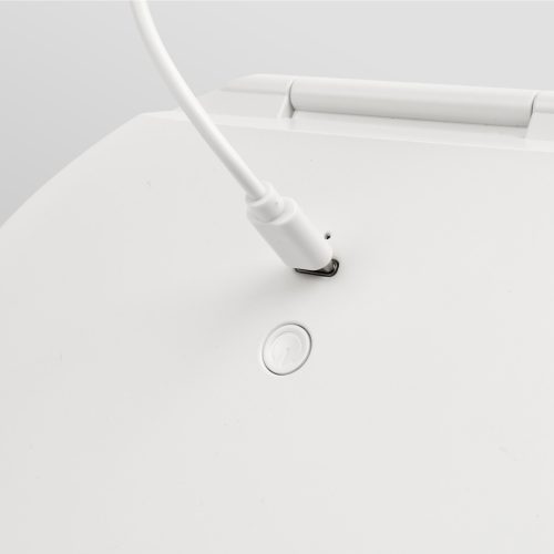 Girmi BE03 kozmetikai tükör színes LED világítással