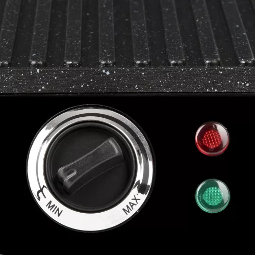 Girmi BS44 PETRAVERA Nagy teljesítményű kontaktgrill speciális Petravera bevonattal, 1400W