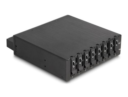 Delock 5.25  mobil állvány 8 x M.2 NVMe SSD-hez vékony SAS SFF-8654 konnektorokkal