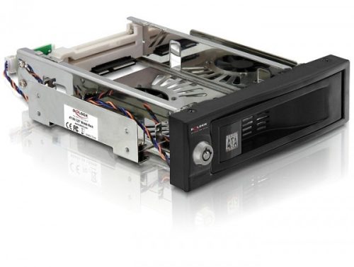 Delock 5.25 Mobil Rack 3.5 SATA HDD-hez