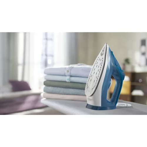 Philips DST3040/70 Series 3000 Gőzölős vasaló, 2400W