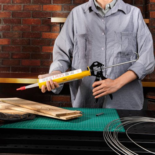 Deli Tools EDL2370 tömítőanyag kinyomópisztoly, 230mm (sárga)