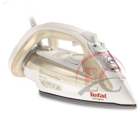 TEFAL FV4911E0 Ultragliss, 2400 W Gőzlövet 130 g/perc