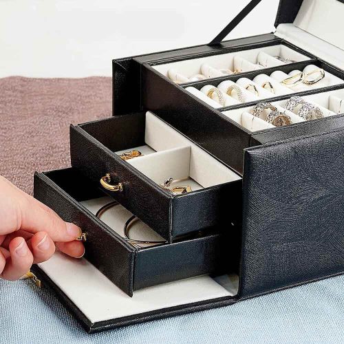 Timeless Beauty Ékszertartó táska, több színben-fekete (HOP1001273-1)