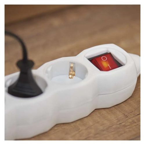 Emos P1323R Hosszabbító 3 m / 3 aljzat / kapcsolós / fehér / PVC / 1,5 mm²