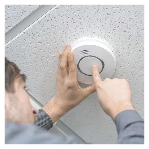 EMOS P56502 füstérzékelő és jelző. 85dB, 230V AC, további érzékelőkhöz csatlakoztatható (TSS890B-HI)